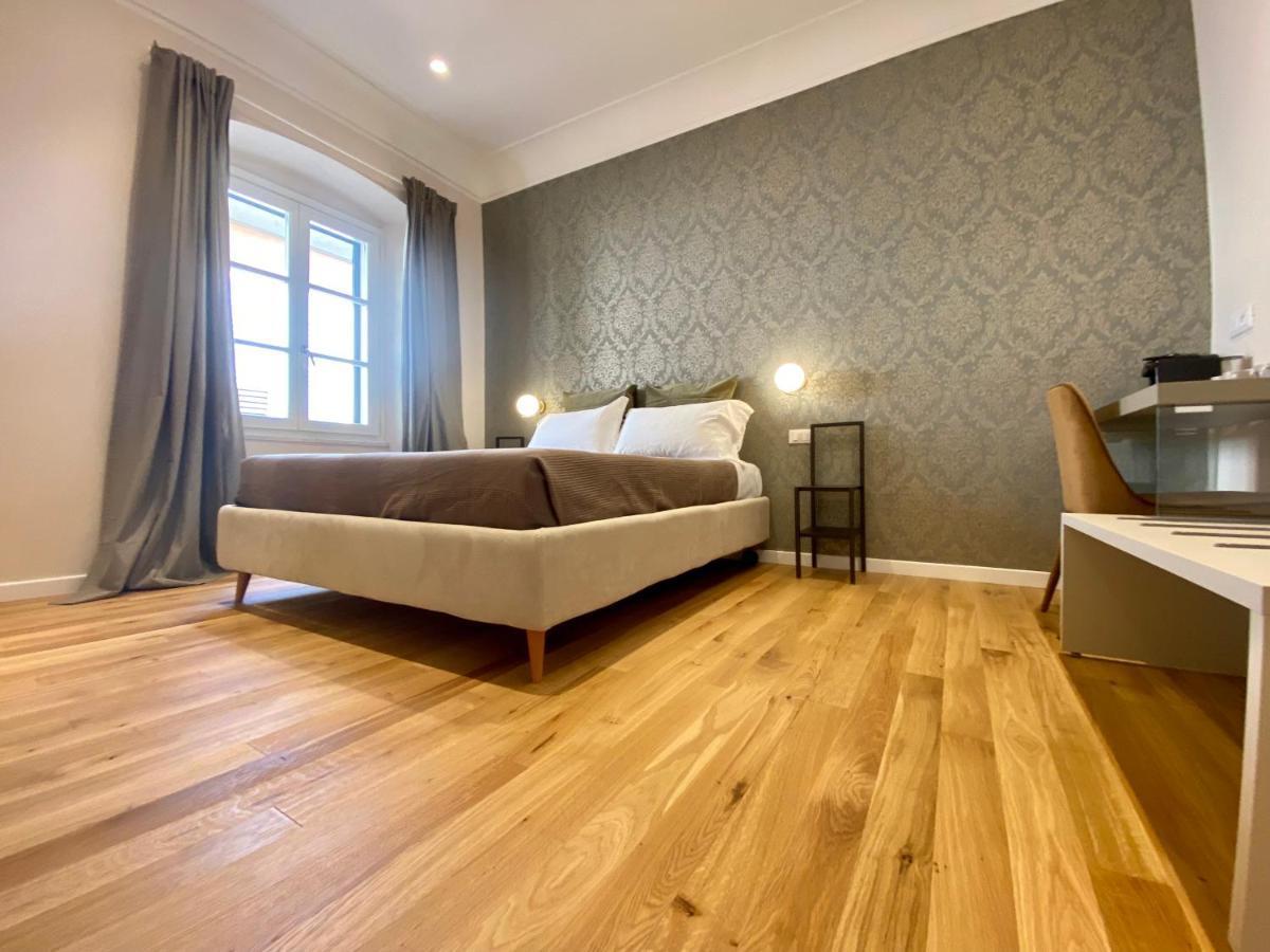 Residenza D'Epoca Dei Fondachi Hotel Сарцана Екстериор снимка