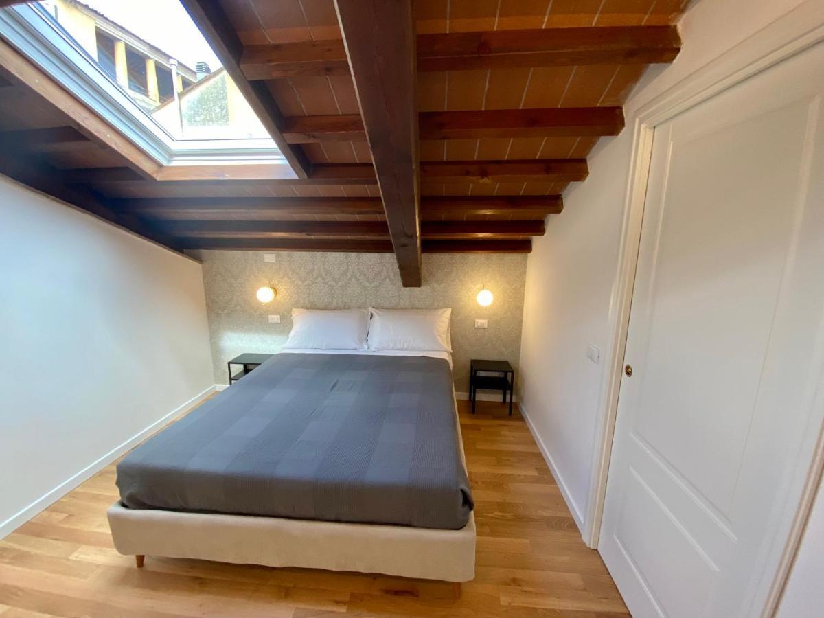 Residenza D'Epoca Dei Fondachi Hotel Сарцана Екстериор снимка